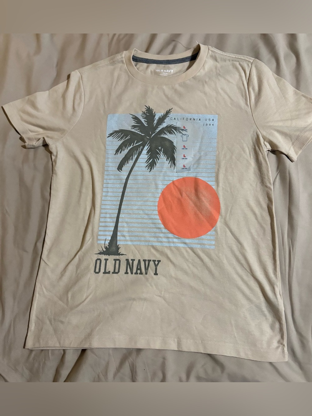 NWT Old Navy Boys Palm Tree Graphic T-Shirt Size Large (10-12) Beige California